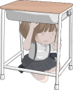 机の下に避難する女の子