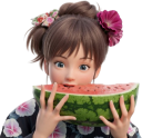 スイカを食べる浴衣の女の子