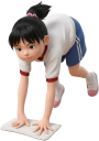 雑巾がけをする小学生